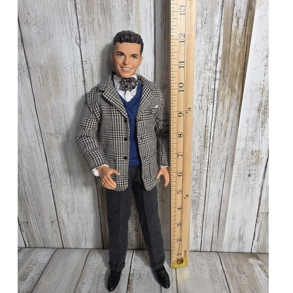 1999 Mattel Frank Sinatra Barbie Collector Edition Doll Houndstooth Blazer 12 '
